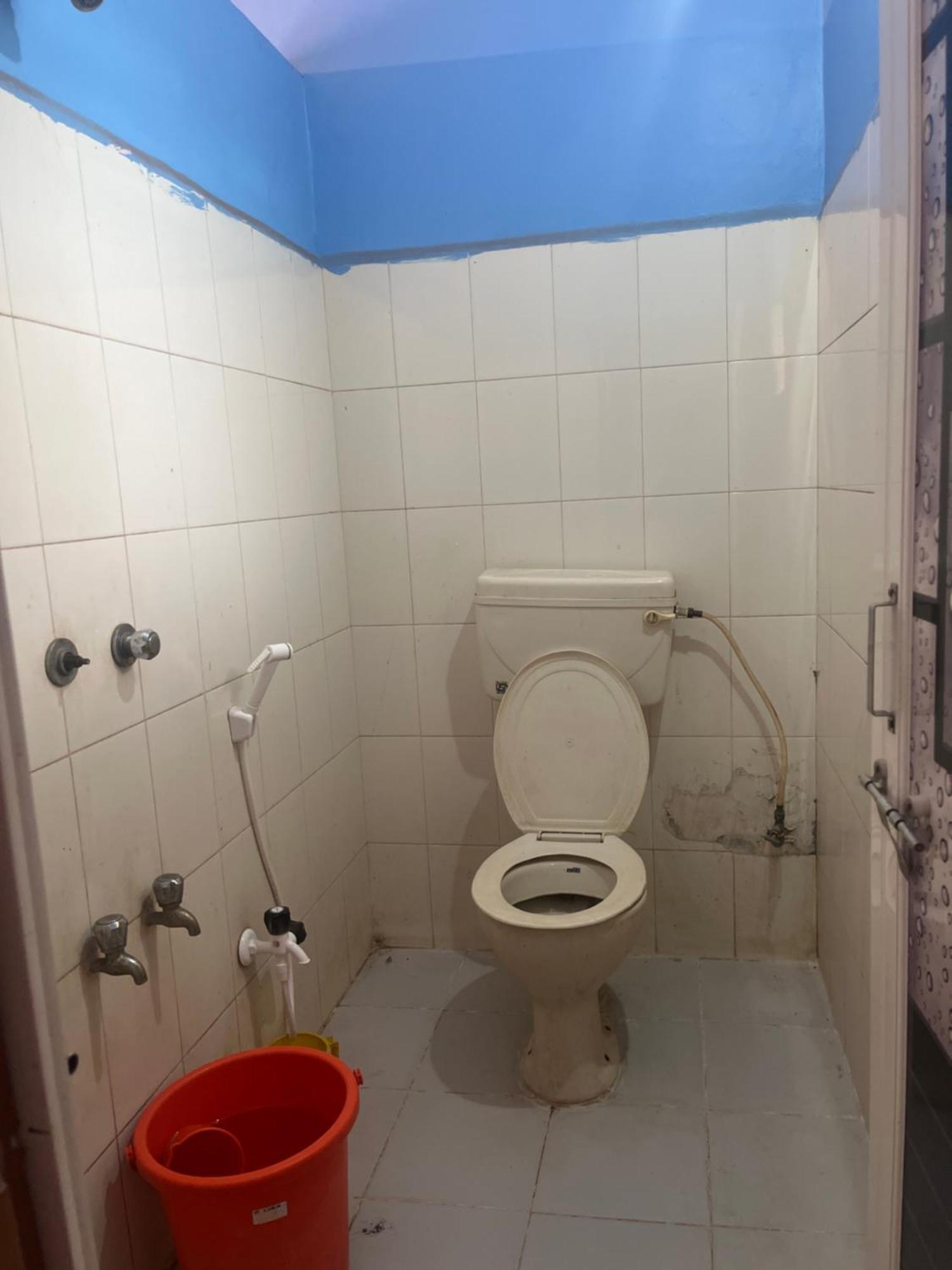 Hotel Madhura Belgaum Bagian luar foto